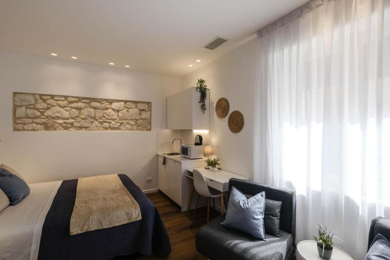 Verona Sweet Rooms - Affitti Brevi Italia Exteriör bild
